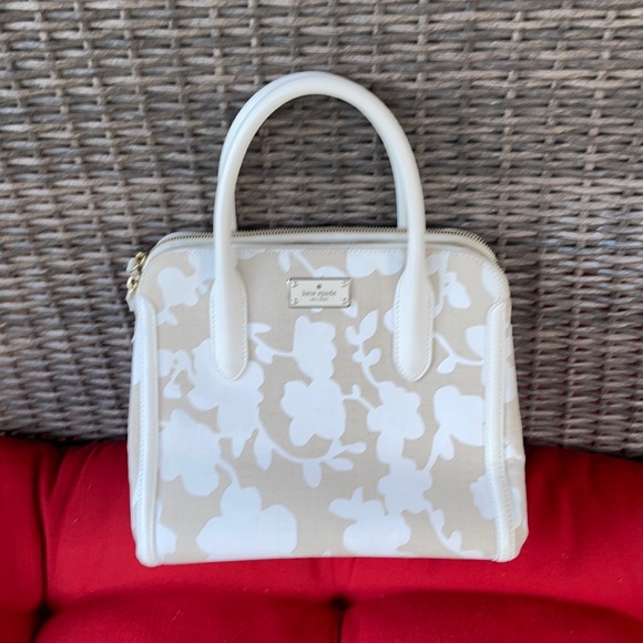 kate spade Handbags - Authentic Kate Spade Caroline Lane Duncan Satchel